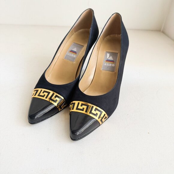 Vintage Aldo Black  Suede Gold tone Accent Classic Heels 6.5 - Picture 5 of 8